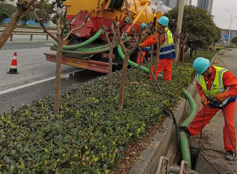 临颍市政管道清淤
